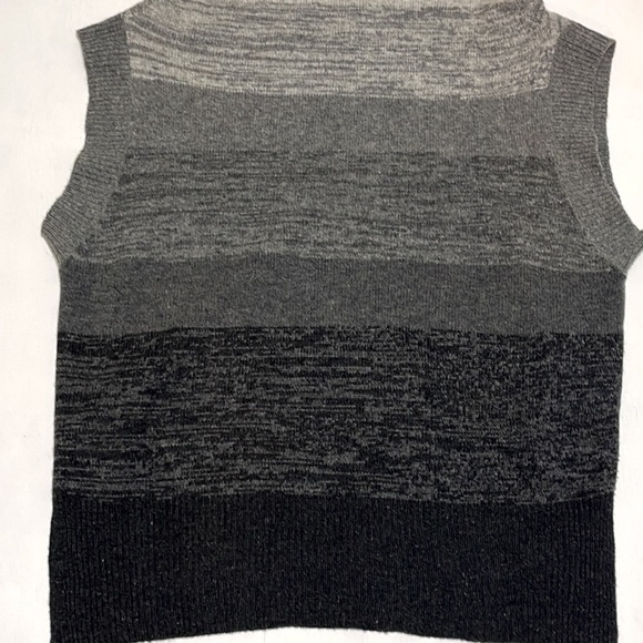 BCBGMAXAZARIA Turtleneck Wool Cashmere Sweater - Picture 6 of 10